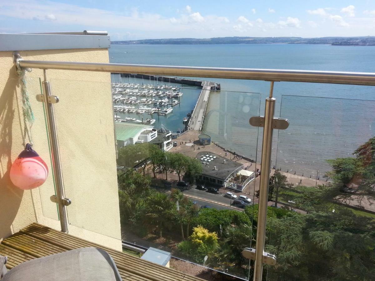 Panoramic Sea Views, Sleeps 4, * Torquay